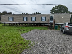 Building Photo - 4601 Hazard Rd