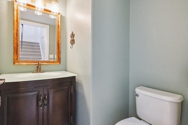 Building Photo - 9218 Viaggio Way