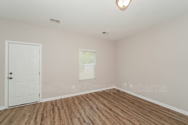 Building Photo - 124 Patriot Point Dr