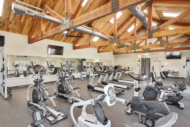 Building Photo - Icon Apartments