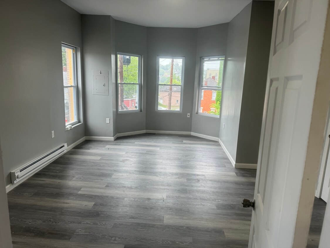 Foto principal - 506 4th St