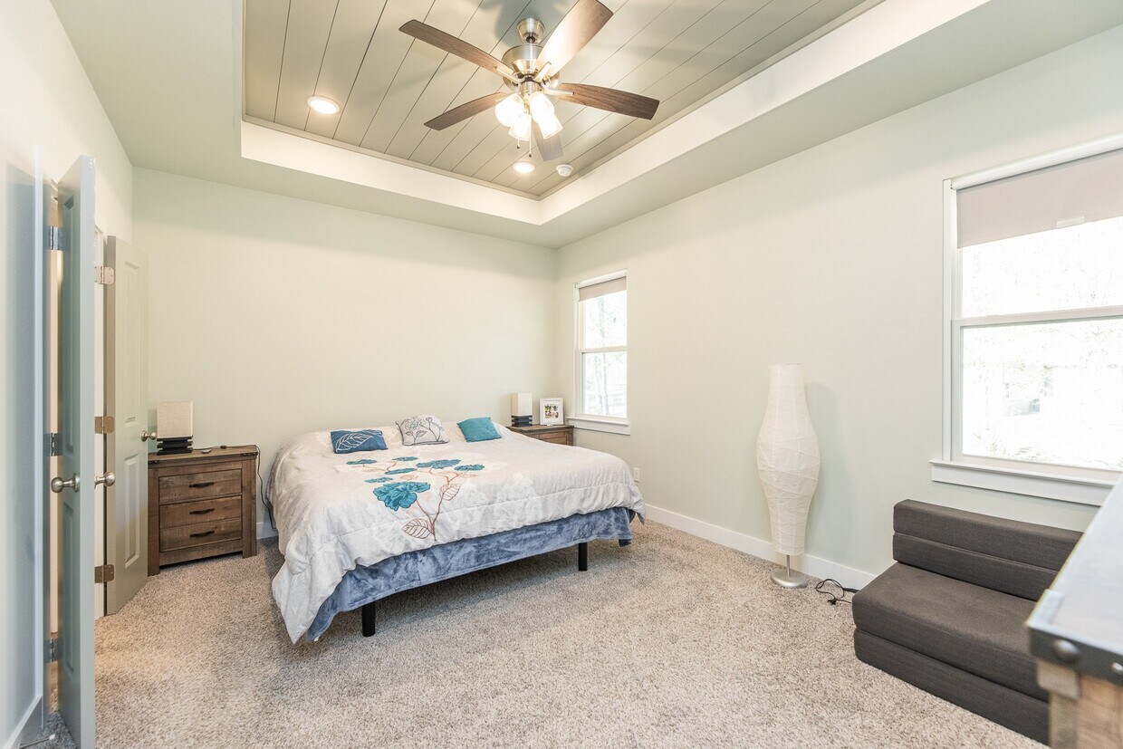 Building Photo - 9 Drywood Ln