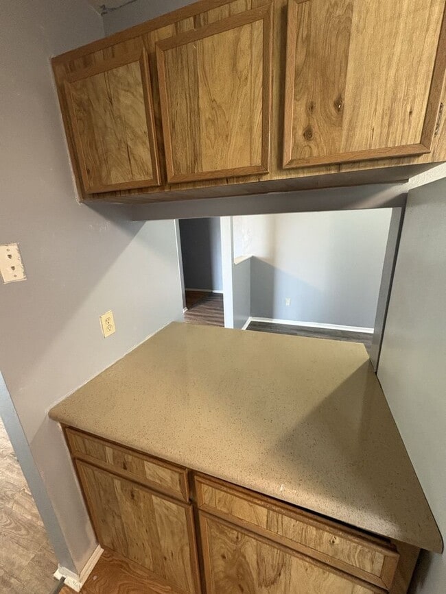 Foto del edificio - 4261 Pershing Pointe Pl