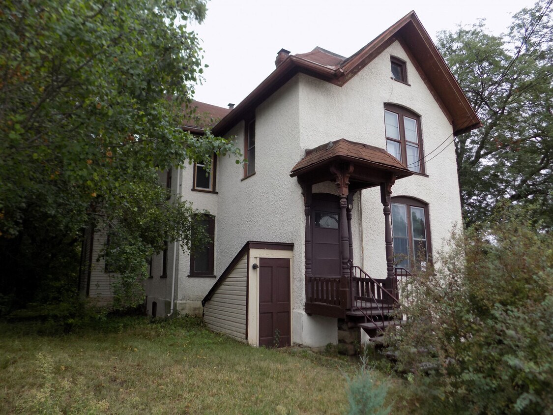 Foto principal - 628 9th St