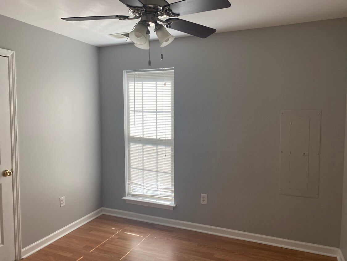 415 Marquis Ave Unit 114, Lexington, KY 40502 Condo for Rent in