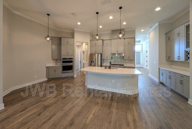 Building Photo - 141 Topside Dr.