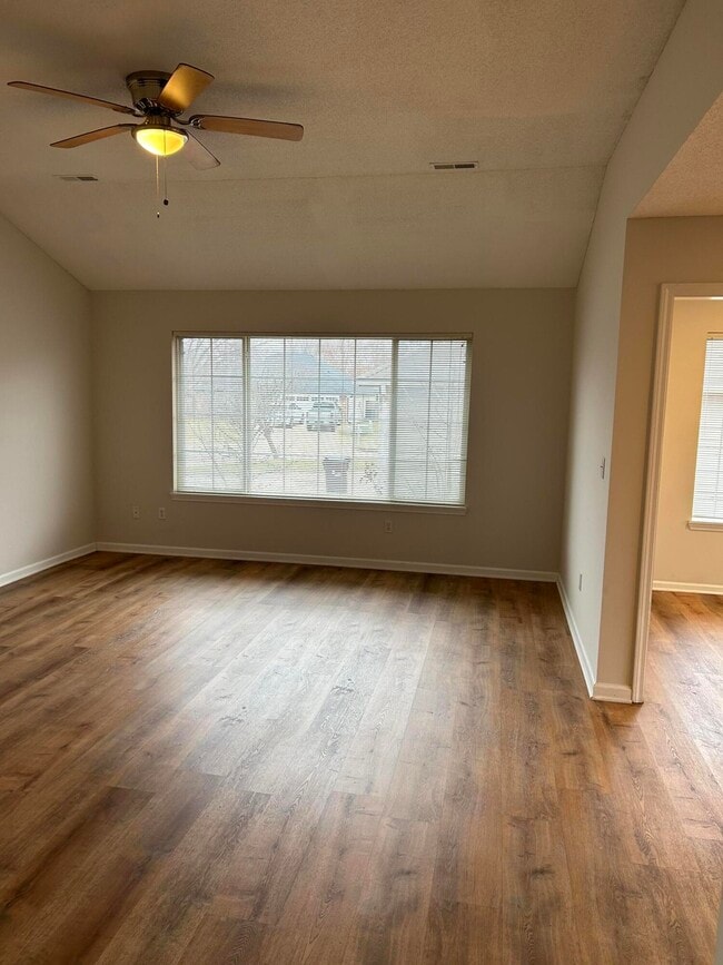 Building Photo - 1201 Squirewood Way