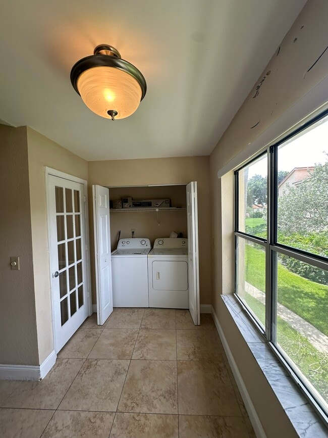 Photo - 3340 Pinewalk Dr N (Margate, FL) House