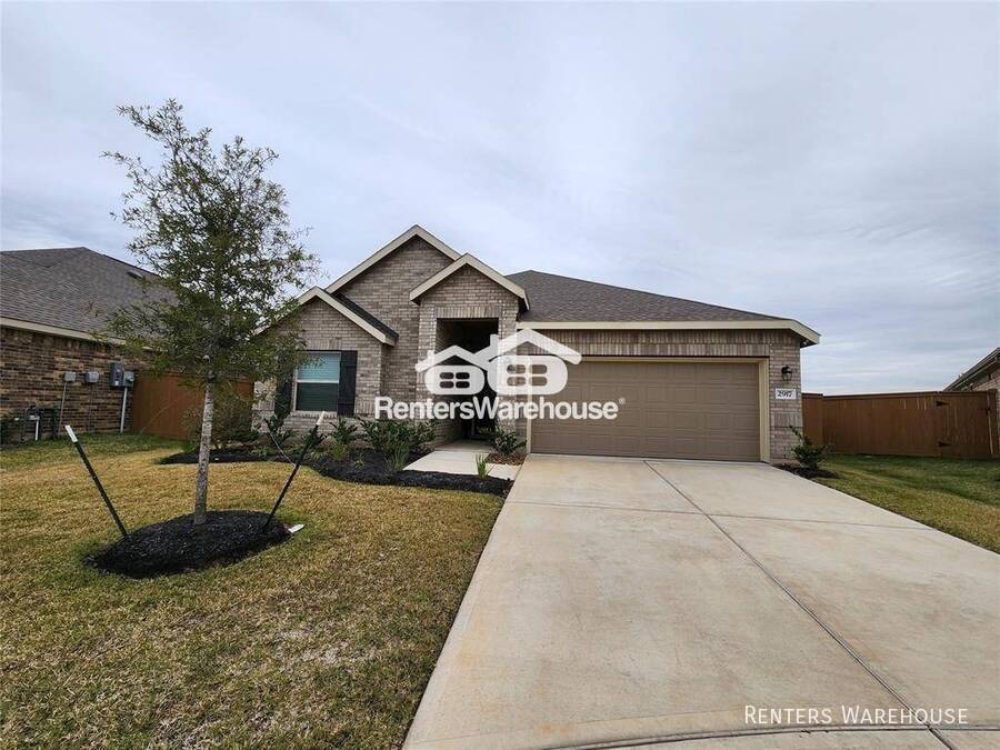 Foto principal - An outstanding Lennar home with 4 bedrooms...