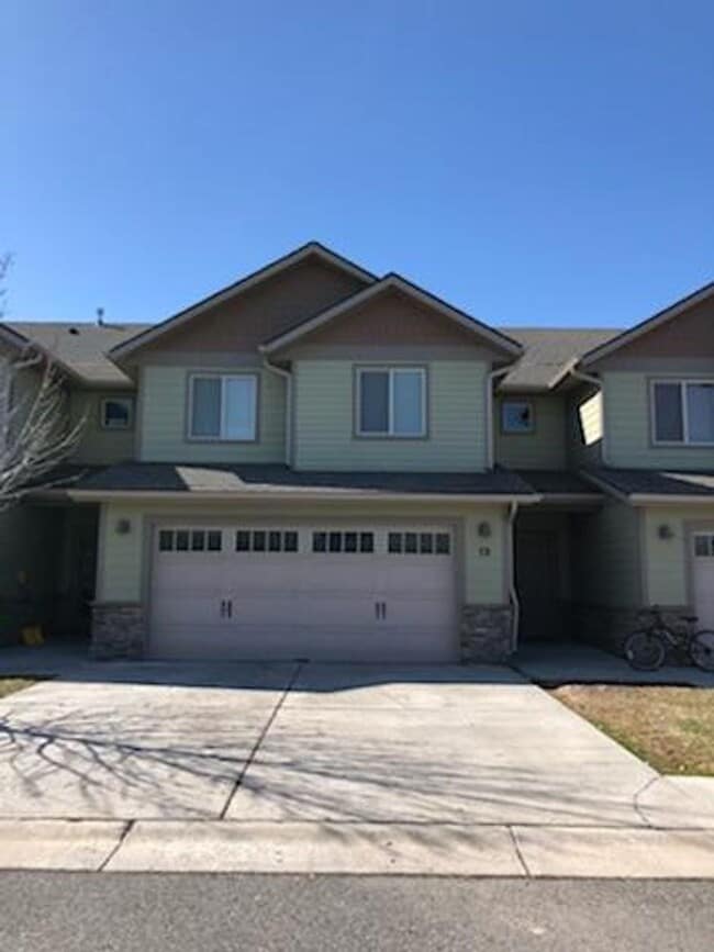 Building Photo - 3206 Warbler Way