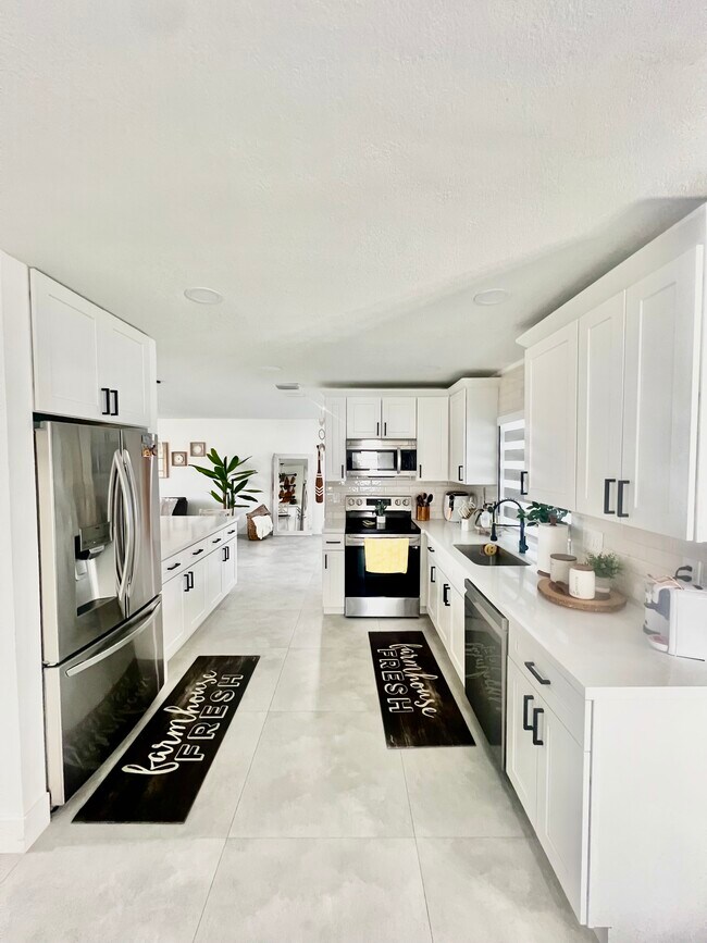 Foto del edificio - 231 SE 45th Terrace