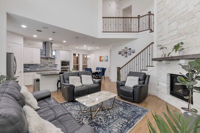 Foto del edificio - 2464 Castle Ridge Dr