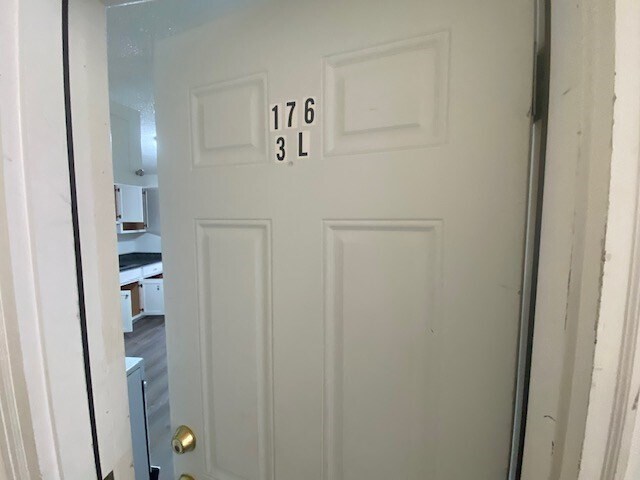 Foto del edificio - 176 Ferry St