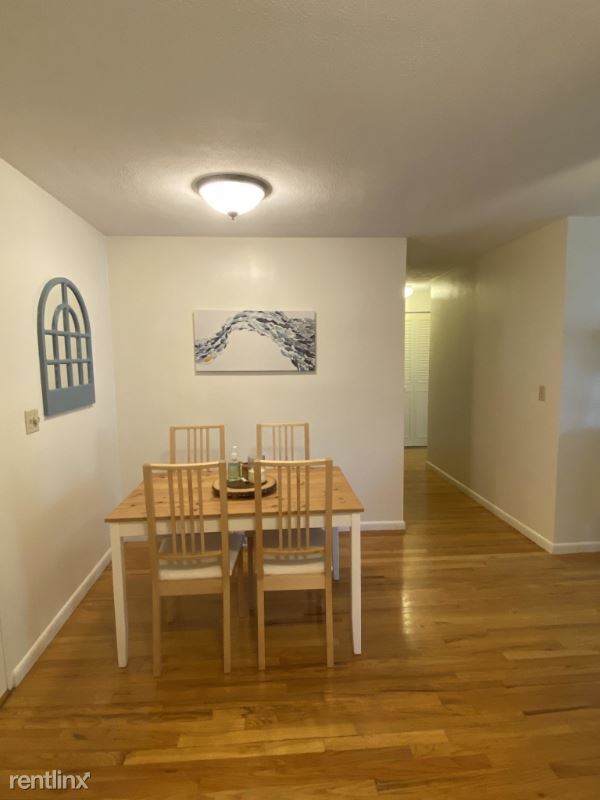 Foto del edificio - 1 br, 1 bath House - 81 Green St 24 Unit 24