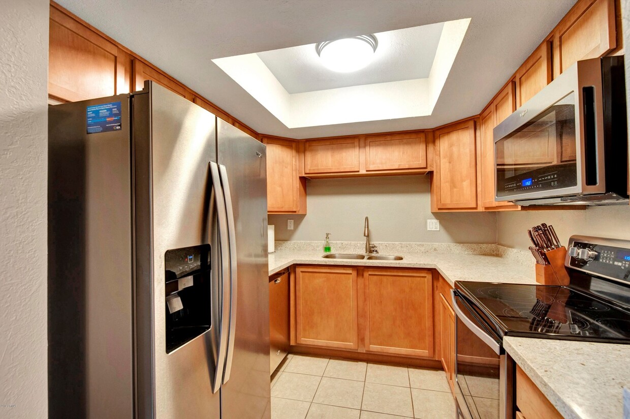 Foto principal - Spacious, 2 Bedroom 2 Bath Scottsdale Cond...