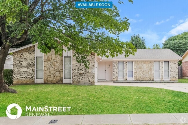 Building Photo - 2513 Mardell Dr