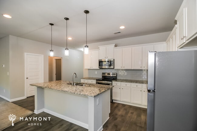 Foto del edificio - 90 Tarpley Way