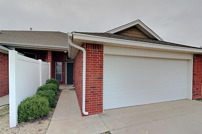 Building Photo - 3609 Galatian Way