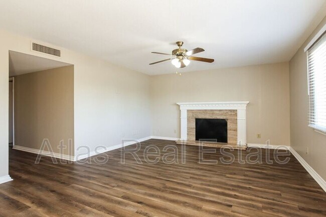 Building Photo - 3536 W Caribbean Ln