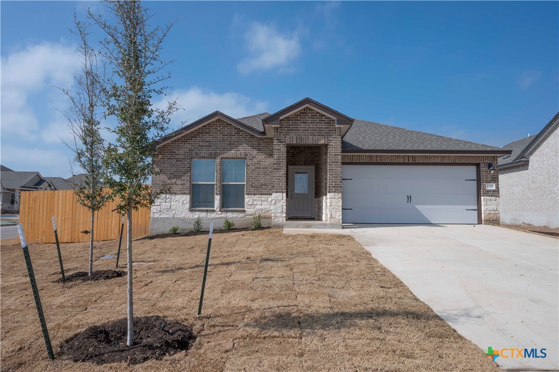 Foto principal - 3701 Moffat Ct