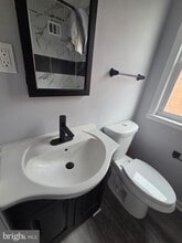 Building Photo - 7545 Ives Ln