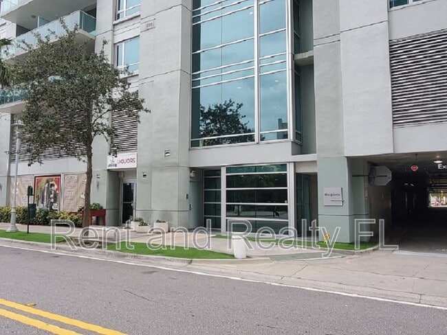 Foto del edificio - 111 N 12th St