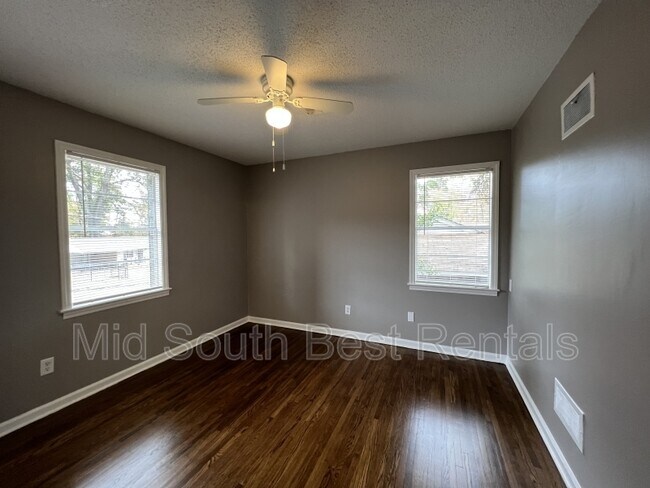 Foto del edificio - 2323 Hillside Ave