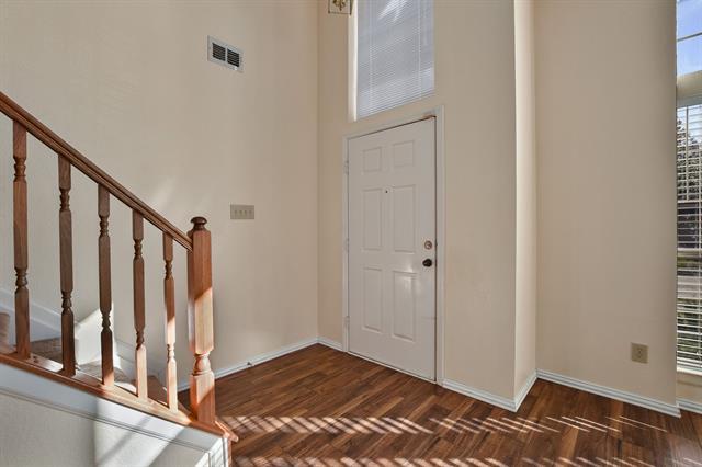 Foto del edificio - 3325 Windchase Dr