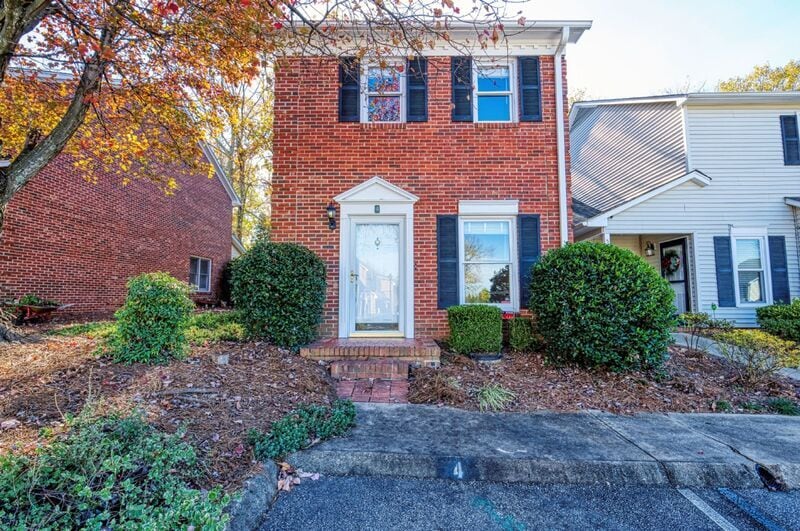 2808 E North St Unit 4, Greenville, SC 29615 Condo for Rent in