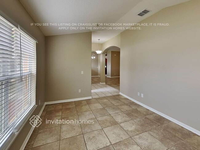 Building Photo - 10502 Smt Lks Ln