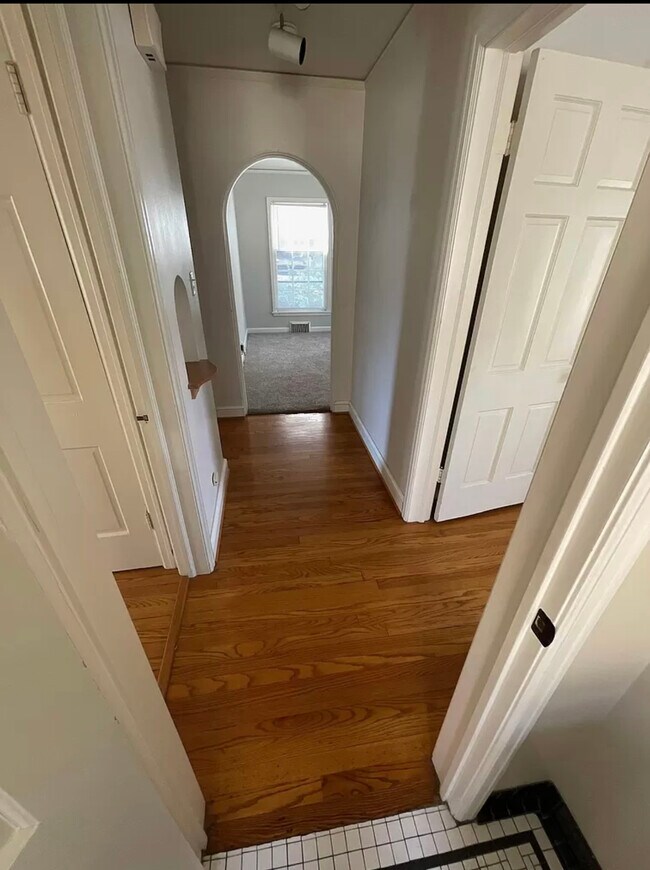 Foto del edificio - 530 N 63rd St