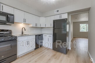 Building Photo - 4715 Davenport St