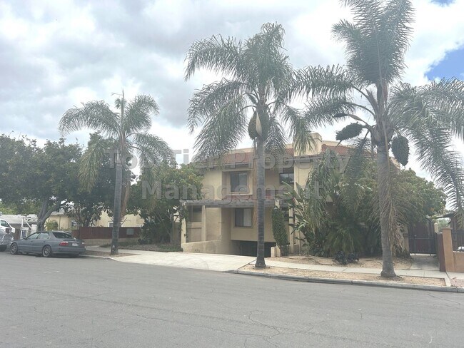 Foto del edificio - Spacious 2 Bed / 2 Bath Condo Near SDSU – ...