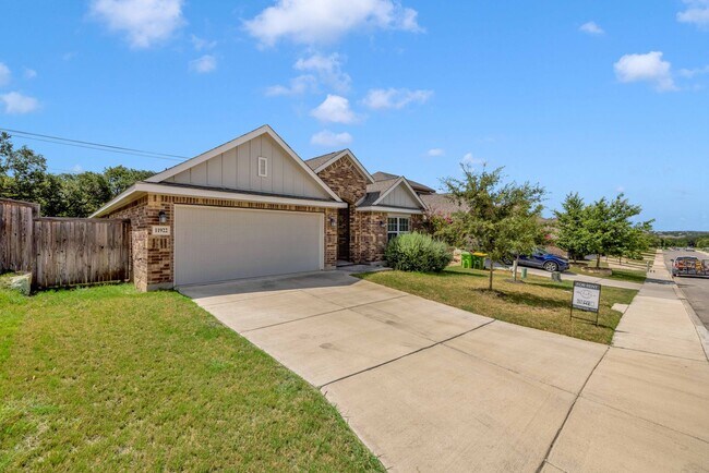 Foto del edificio - Spacious 4 Bedroom Home in NW San Antonio!