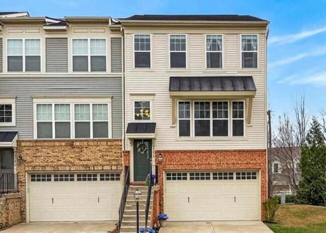 Photo - 43473 Hopestone Terrace Townhome