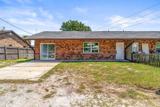 Building Photo - 1527 Juniper Dr