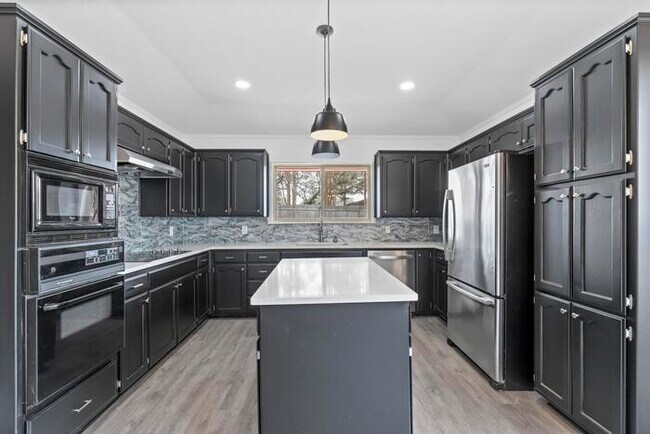Foto del edificio - 3605 Dover Ln
