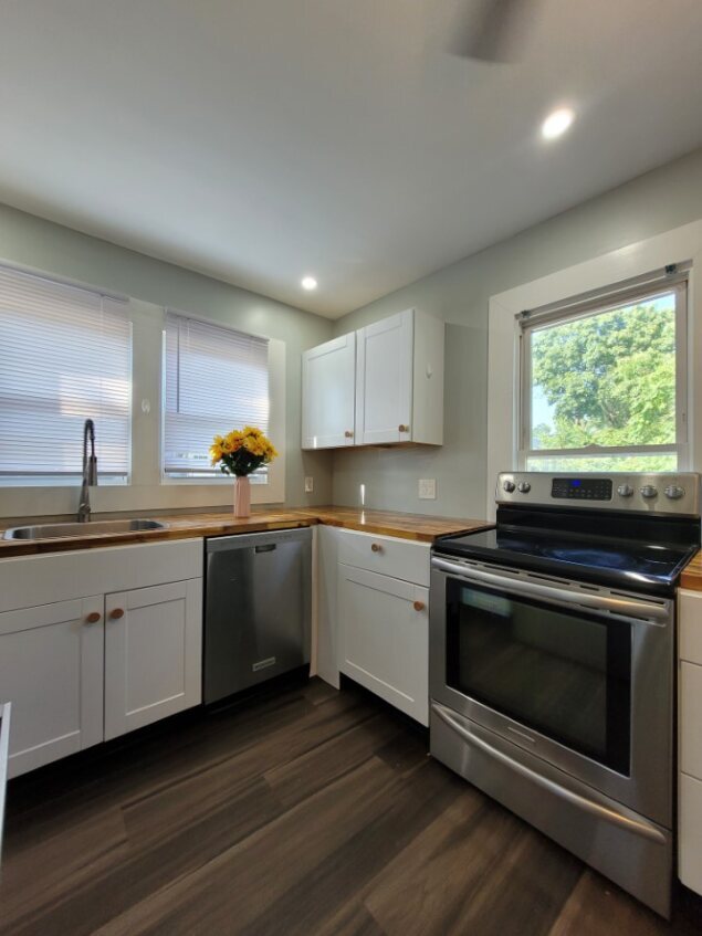 Foto del edificio - 121 W Main St