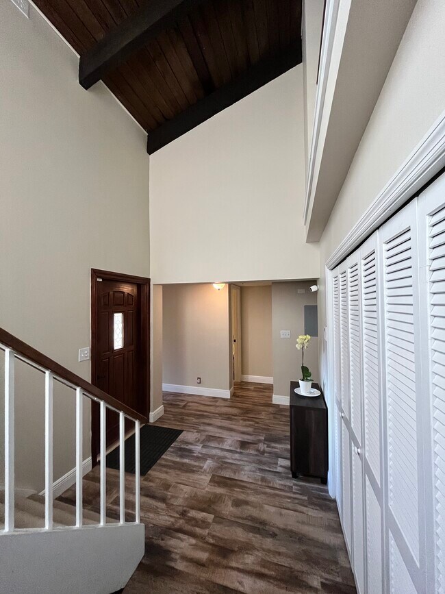 9050 Jacaranda Ln, Plantation, FL 33324 Townhome Rentals in