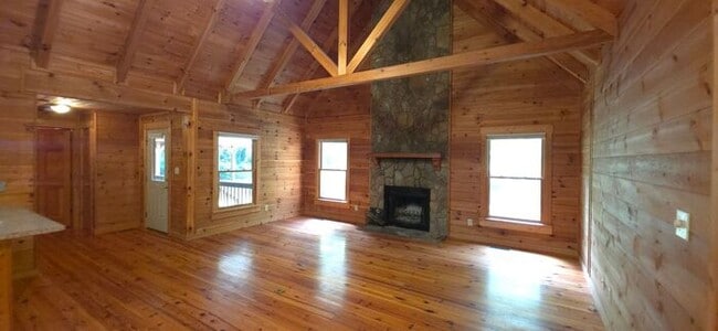 Building Photo - The Perfect North Georgia Retreat: Peaceful Living, Prime Location