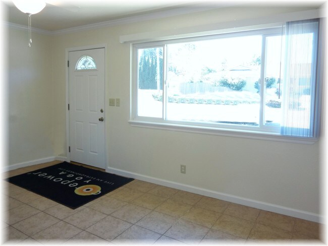 Photo - 16710 Del Monte Ave