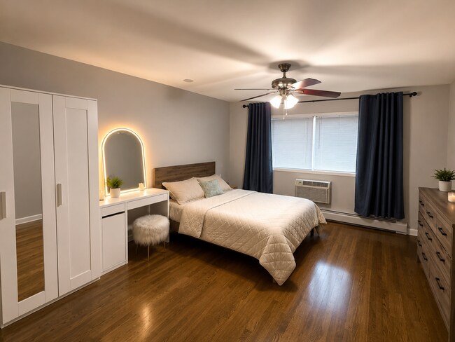 Foto del edificio - 728 Dempster St