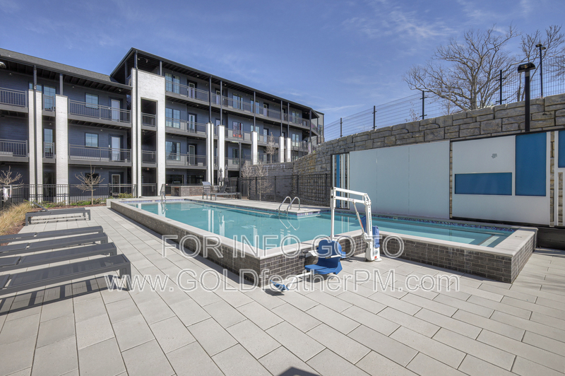 Foto principal - 600 E Trinity Ln