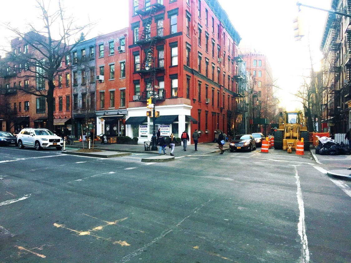 Foto del edificio - 112-114 Perry St