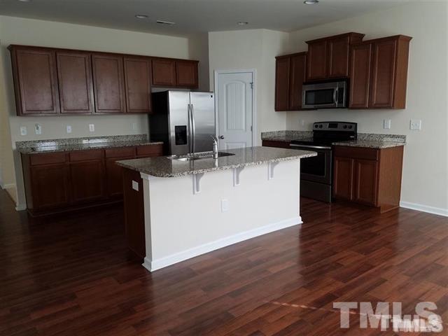 Foto del edificio - 4372 Lyman Ave