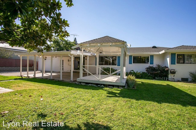 Building Photo - 4 br, 2 bath House - 3917 Hancock Drive