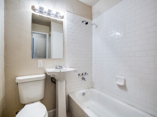 BATHROOM - 1613 Mcneil St