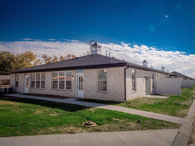 Building Photo - 6223 Boston Way