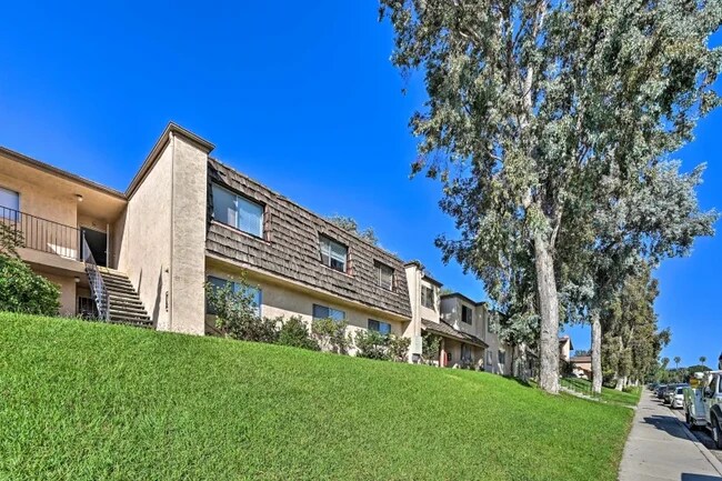 Foto del edificio - 5720 Jackson Dr