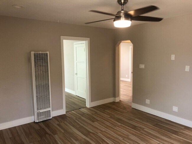 Building Photo - HEATH